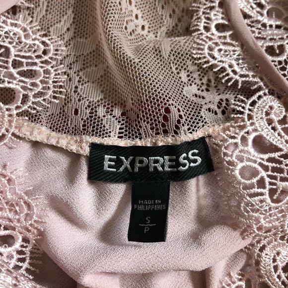 Express Ruffled Tank Top - Picture 4 of 7